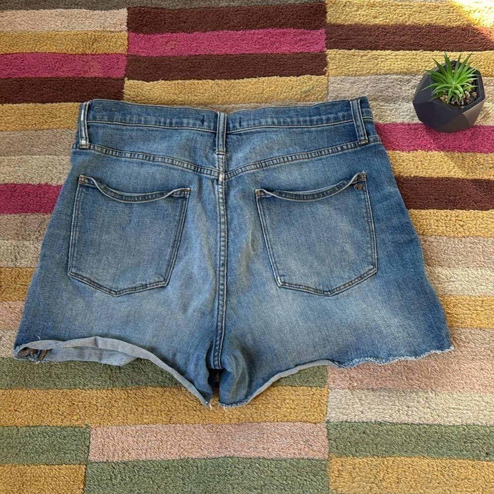 - Madewell High-Rise Denim Shorts size 32 - Picture 2 of 16